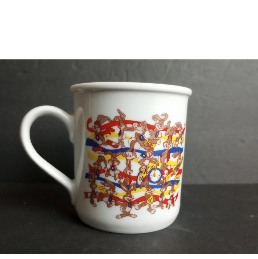 Vintage Nestle Quik + Milk = Chocolatey Fun! Mug Cup Bunnies